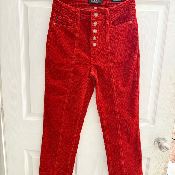 Judy Blue High Rise Button Fly Red Rust Corduroy Ankle Straight Pants Size 9/29 - Picture 2 of 10